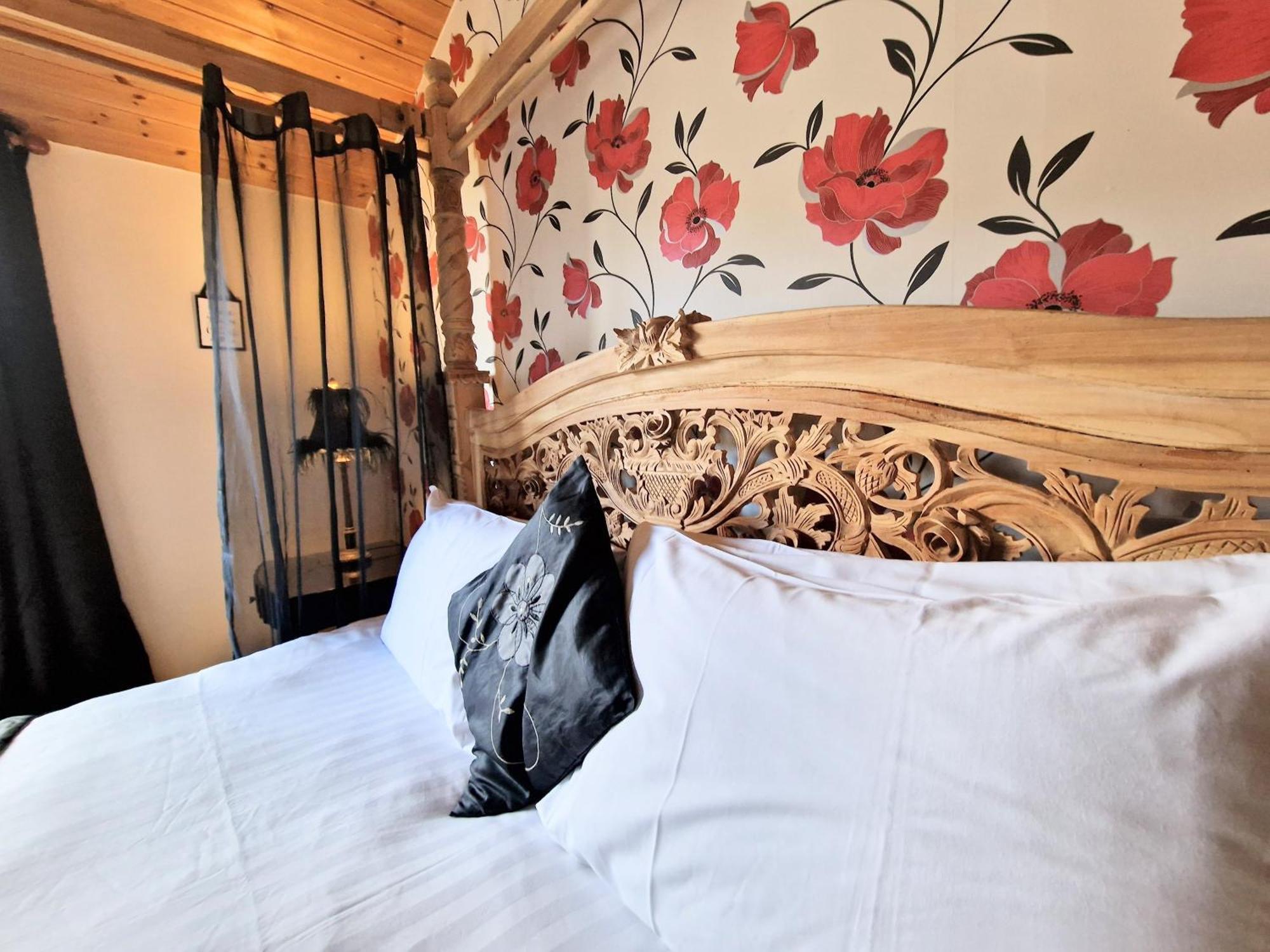 Lomond 4 With Private Hot Tub - Fife - Loch Leven - Lomond Hills Villa Kelty Exteriör bild