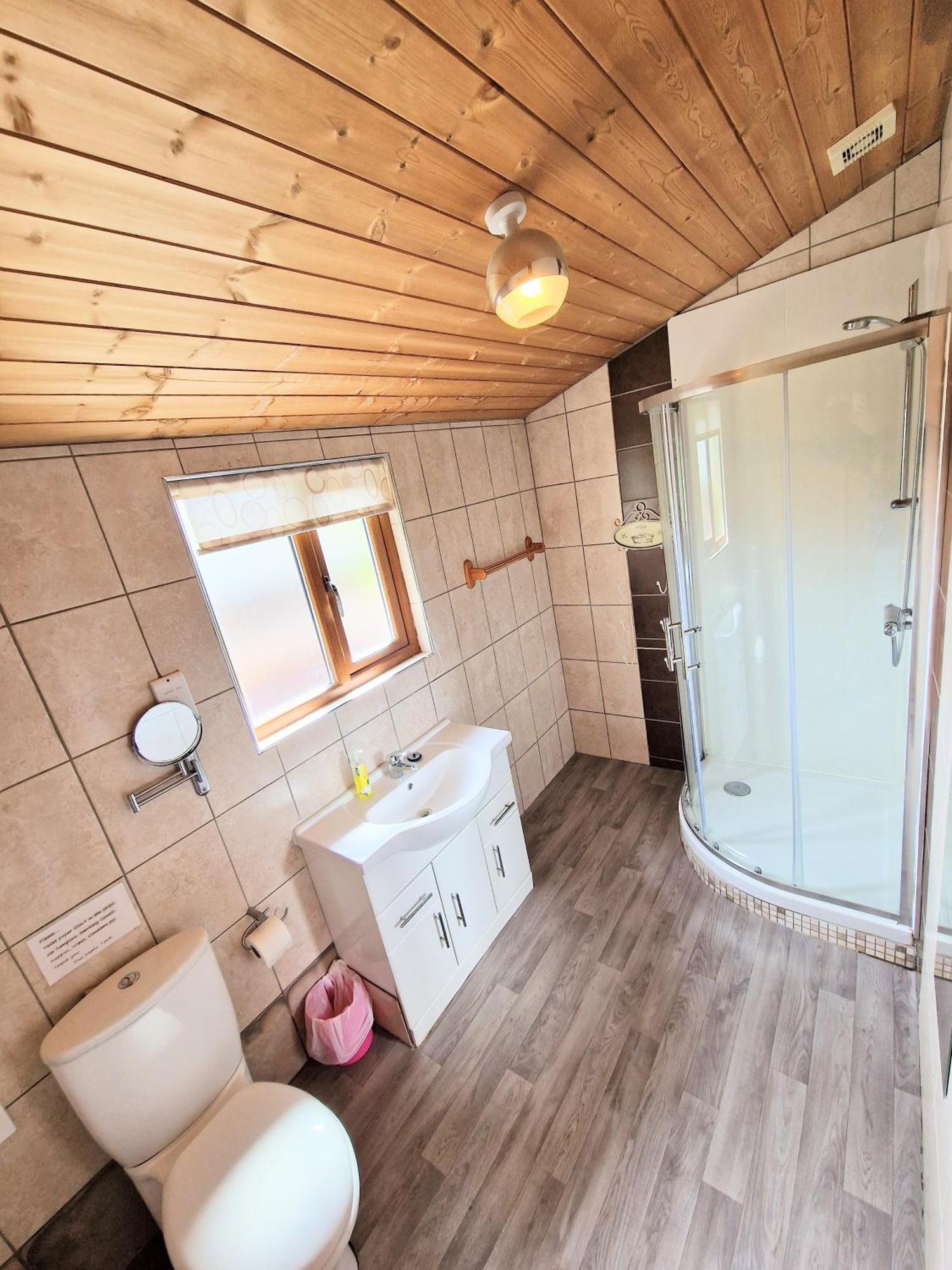 Lomond 4 With Private Hot Tub - Fife - Loch Leven - Lomond Hills Villa Kelty Exteriör bild